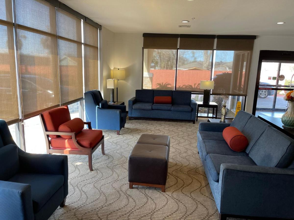 Comfort Suites Lac Charles Extérieur photo